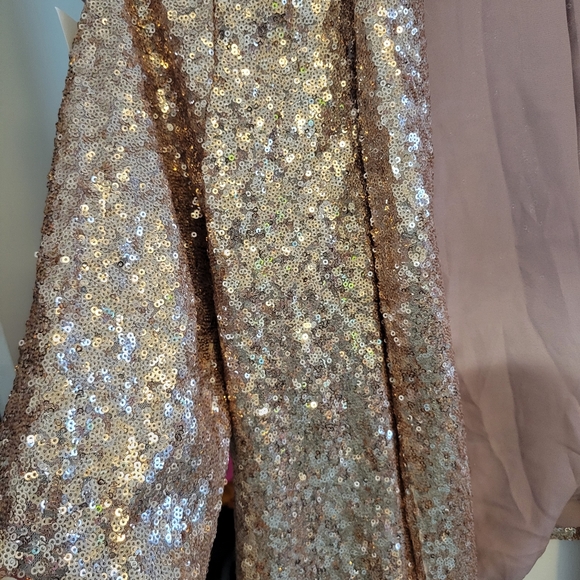 Living Doll Rose Gold Sequin swing front  short jacket size large - Picture 2 of 5